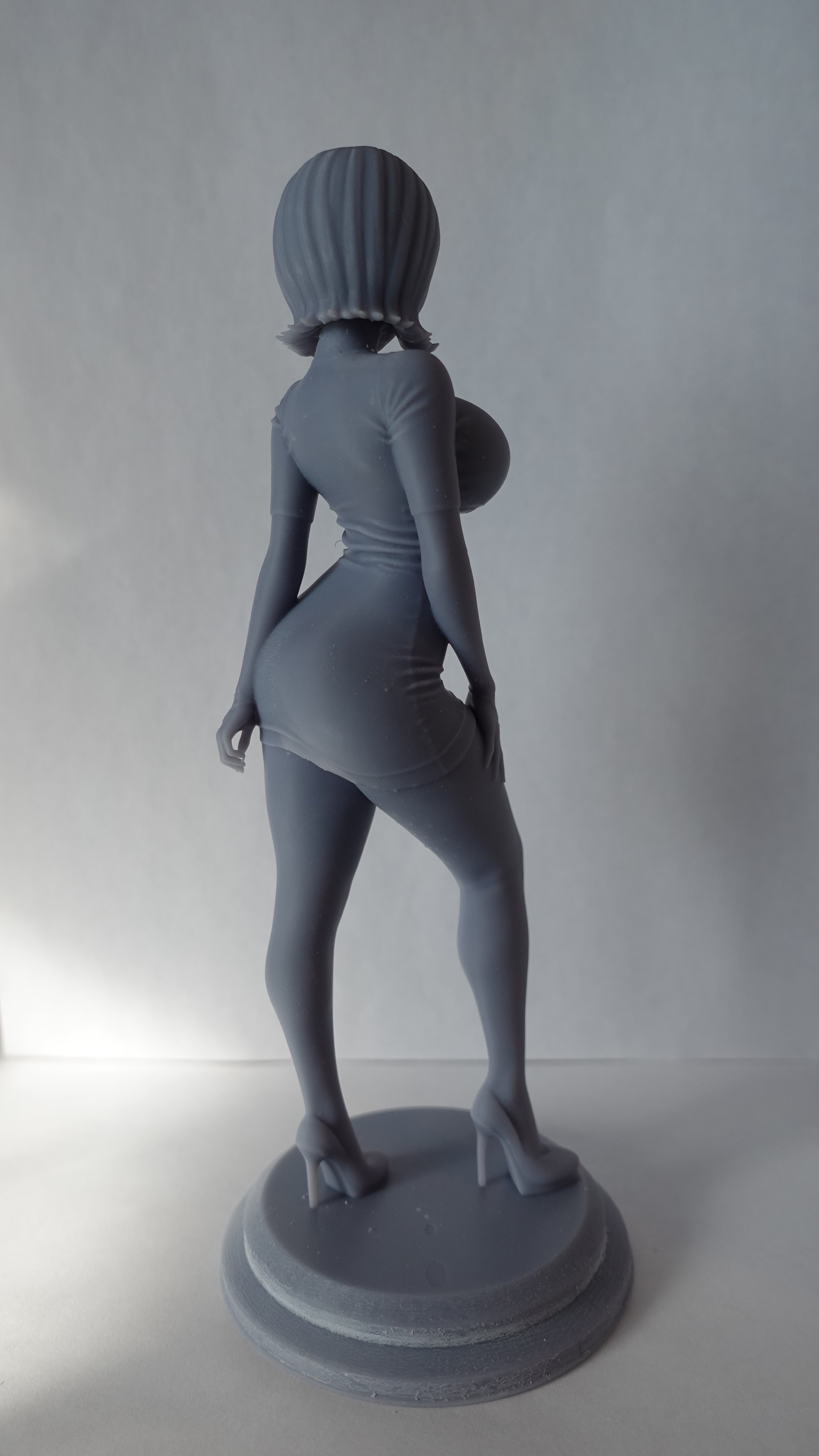 Mavis Dracula Fan Art Figure – 1/10 Scale Gothic Vampire Model Kit – 9" Unpainted Resin Statue