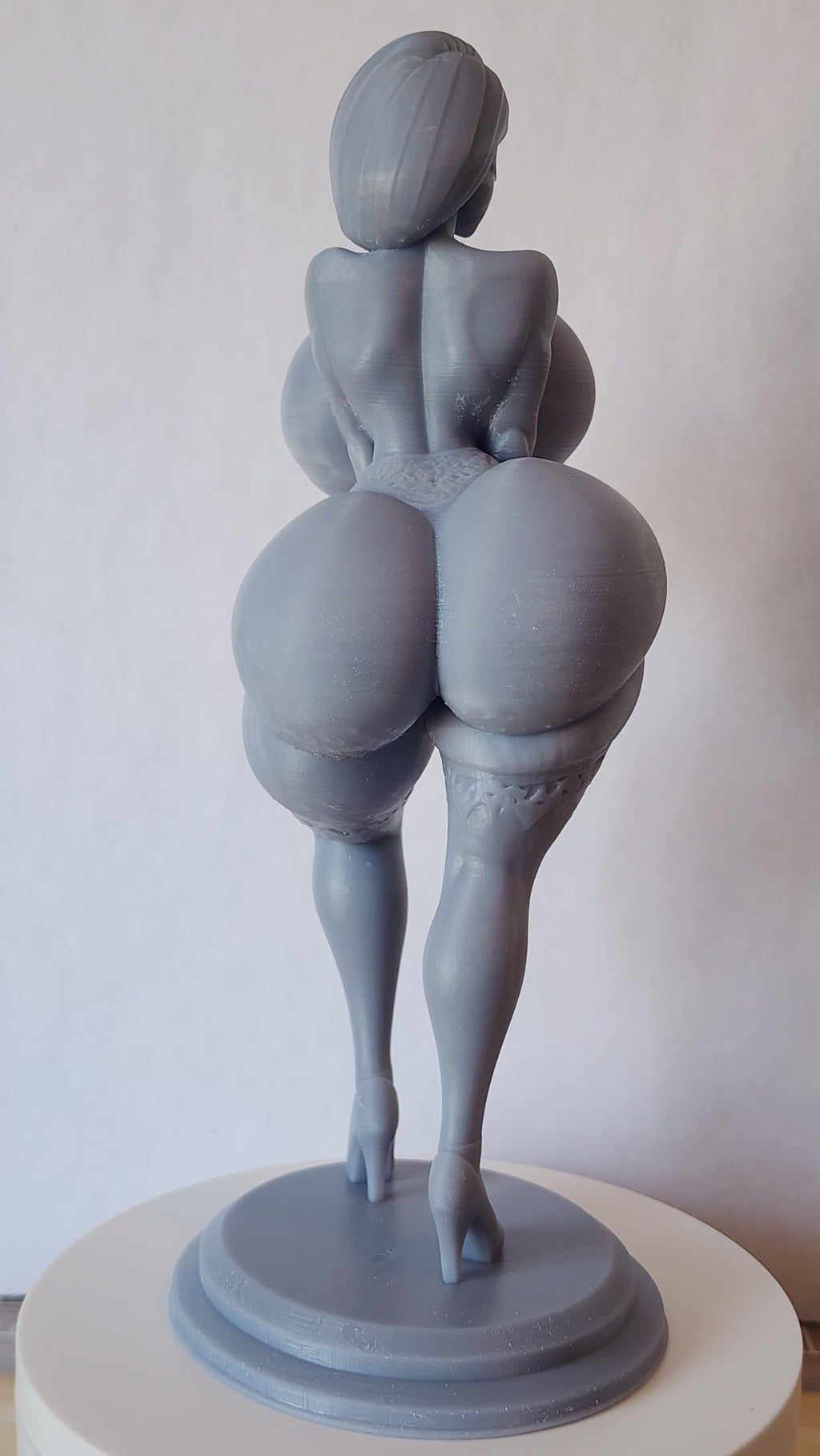 Helen Parr NSFW Figurine - Voluptuous Superhero Pin-Up